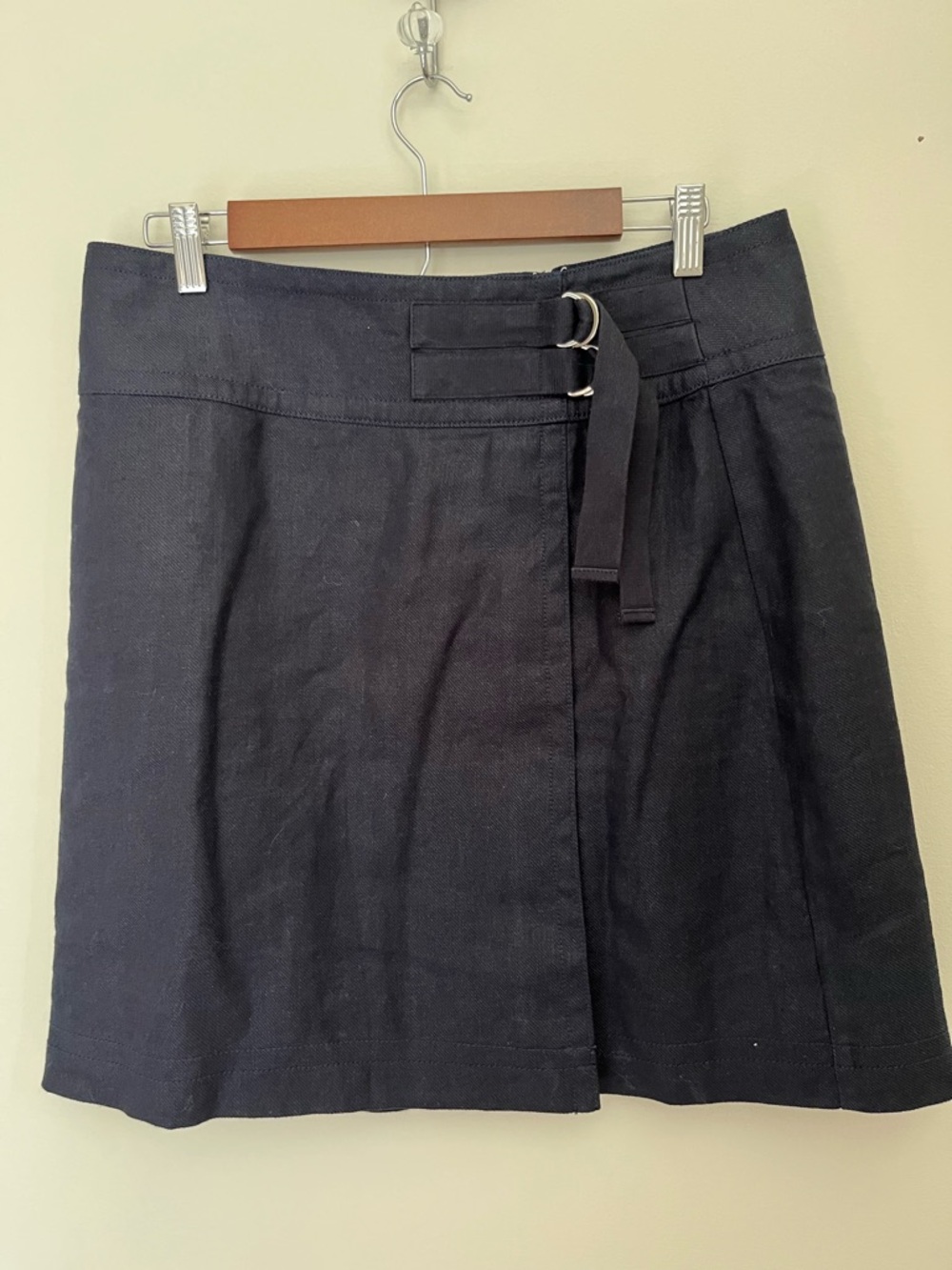Ann Taylor Navy Wrap Skirt – Size 10 | Classic Career wear Staple - Picture 2 of 8